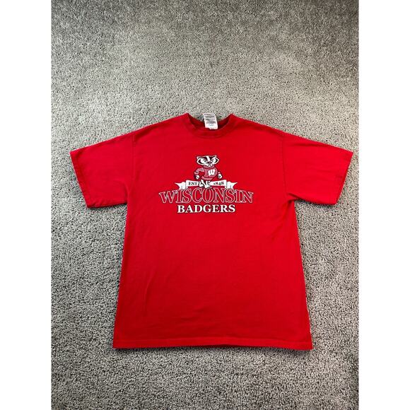 Wisconsin Badgers Shirt Mens Medium Red White Short Sleeve Casual Adidas FLAW - Picture 1 of 14